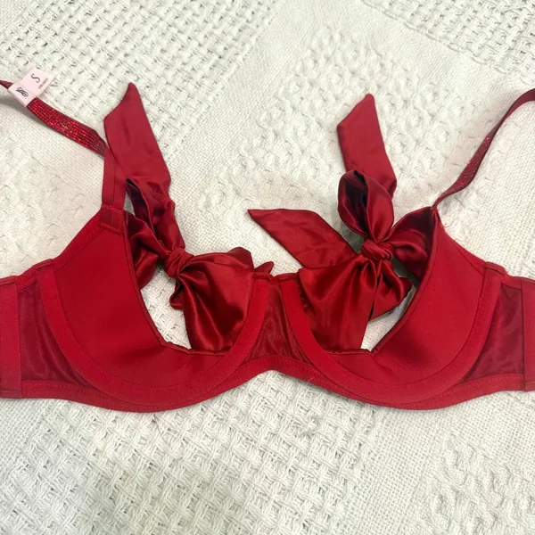 Victoria's Secret small Dream Angels bow cutout balconette bra BC 3189 - Image 5