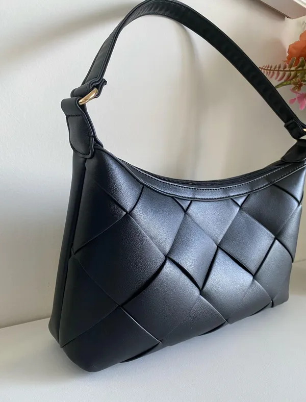 New Like Dreams Kweli Woven Shoulder BucketBag Black - Image 4