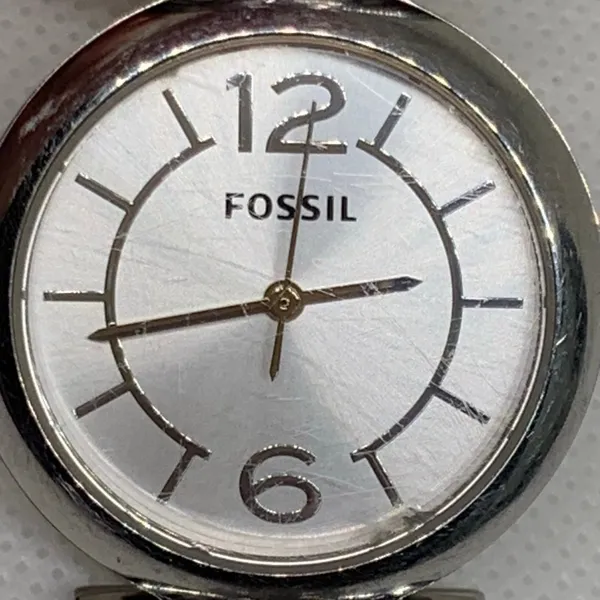 Fossil women’s watch 32mm round quartz analog BQ1600 all stainless steel running - Image 3