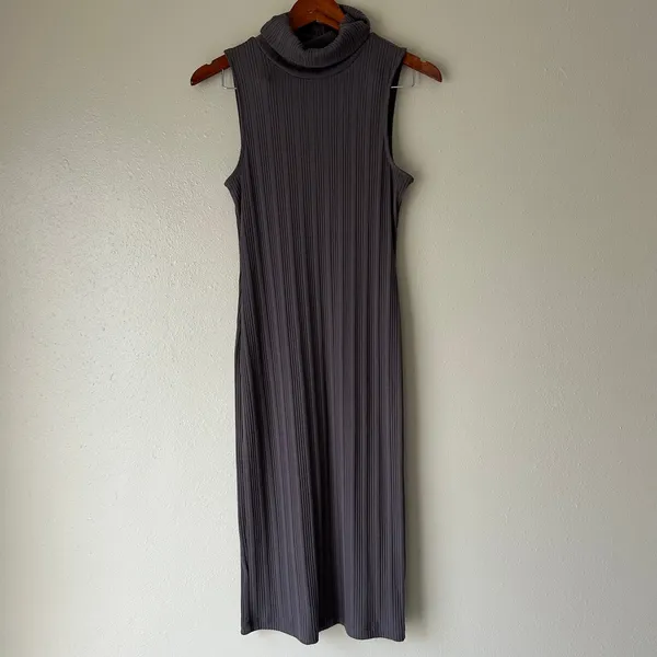 Nine West Taupe Gray Turtleneck Sleeveless Ribbed Midi Dress Size Medium - Image 5