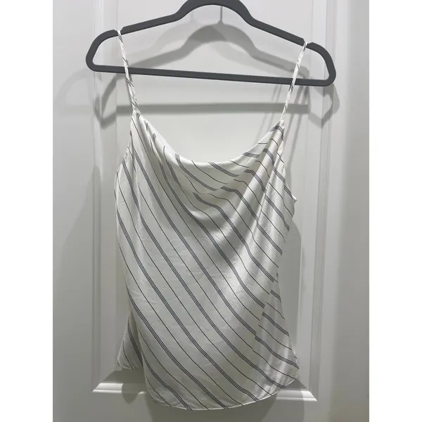 L’Agence Silk Camisole Tank Top Sz XS - Image 2
