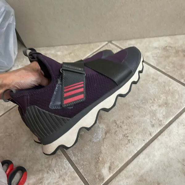 Sorel Kinetic plumb Breakthru Slip On‎ Athletic Shoes Purple Women US 8 Preown - Image 4