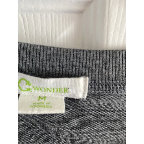 C. Wonder Time To Wine Down Sweatshirt Womens Size M Gray Graphic‎ Pocket Top - Image 4