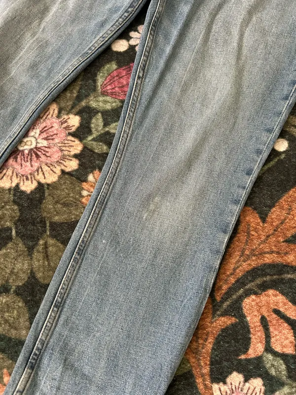 Abercrombie ultra high rise straight jeans 29 - Image 3
