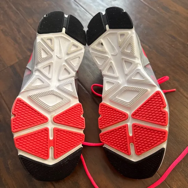 Nike Flex TR 2 Gray Orange Lightweight Training Running Shoes Women's Sz 5 Youth - Image 13
