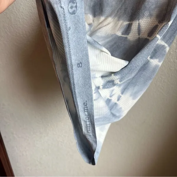 Lululemon Swiftly Tech Tank Blue Tie Dye - Image 6