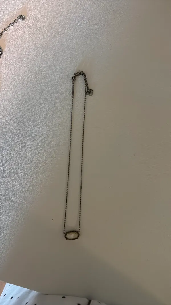 Kendra Scott Elisa Necklace - Image 2