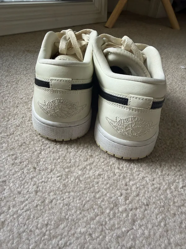 Nike Jordan Low coconut milks - Image 4