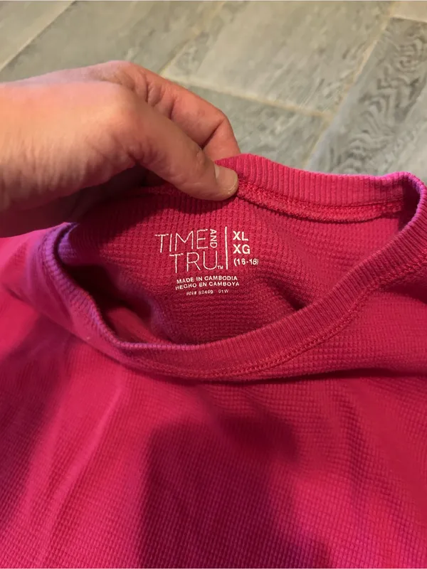 Time and Tru Bright Pink Long Sleeve Waffle Knit Top- size xl - Image 5