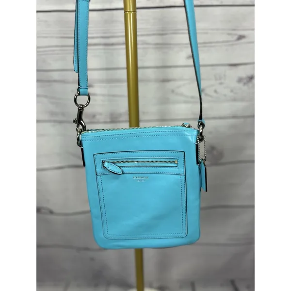 Coach Tourmaline Turquoise Teal Blue Leather Swingpack Crossbody Shoulder Bag - Image 2