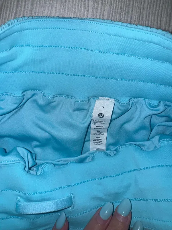 Lululemon Shorts - Image 4