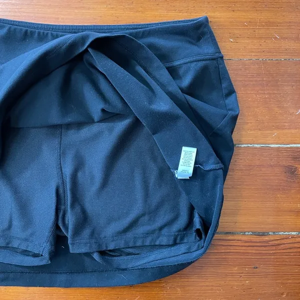 Athleta Black Mini Skort // Skirt w Shorts - Sz Large - Image 7
