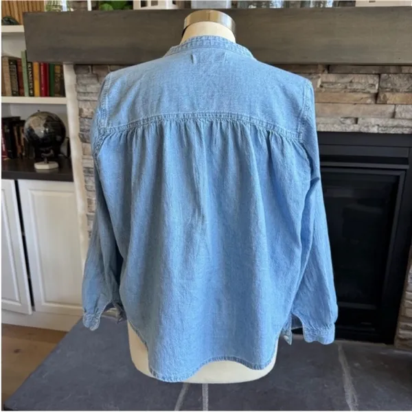 Madewell Sky Blue Button Down Shirt - Image 5