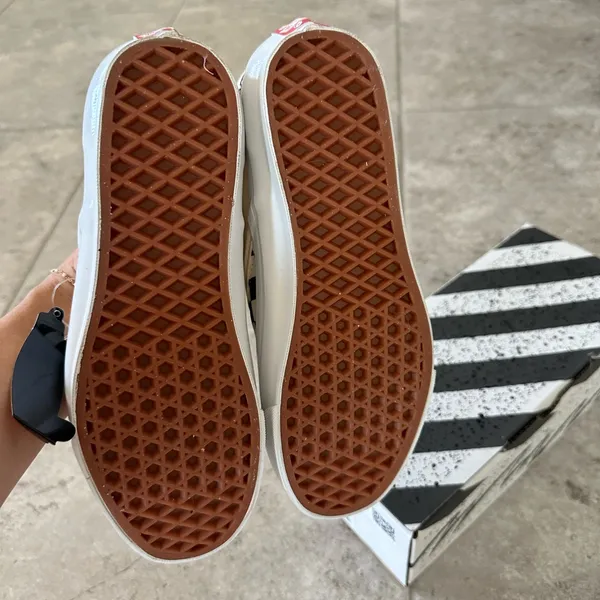Vault vans classic slip on sail checkerboard - Image 4