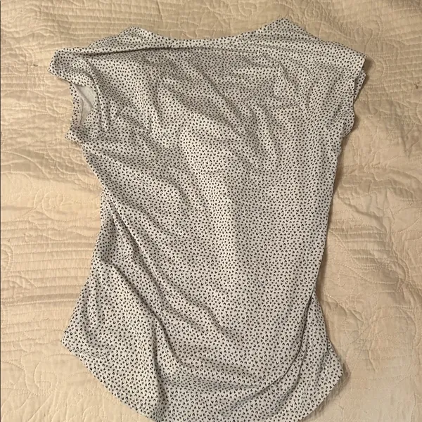 Nike Women's Black and White Dotted Tee - Image 2