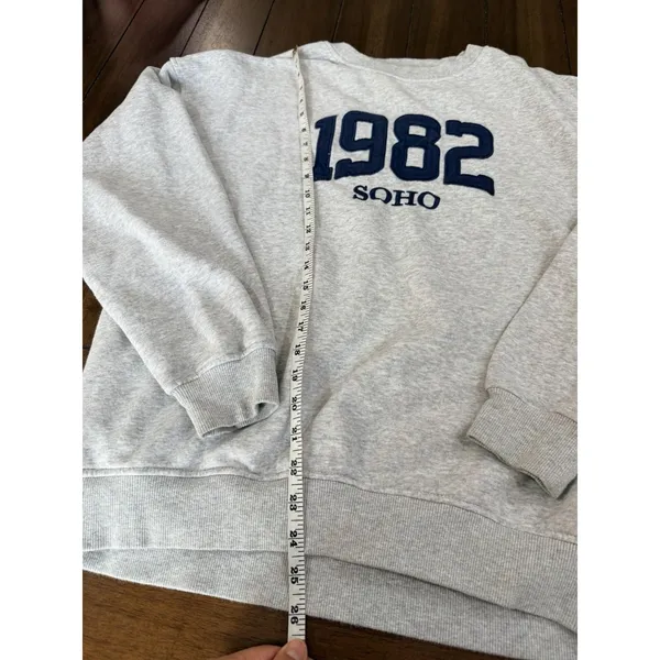 Cotton On Gray Crewneck Fleece Sweatshirt 1982 SOHO Graphic Logo Size M - Image 6