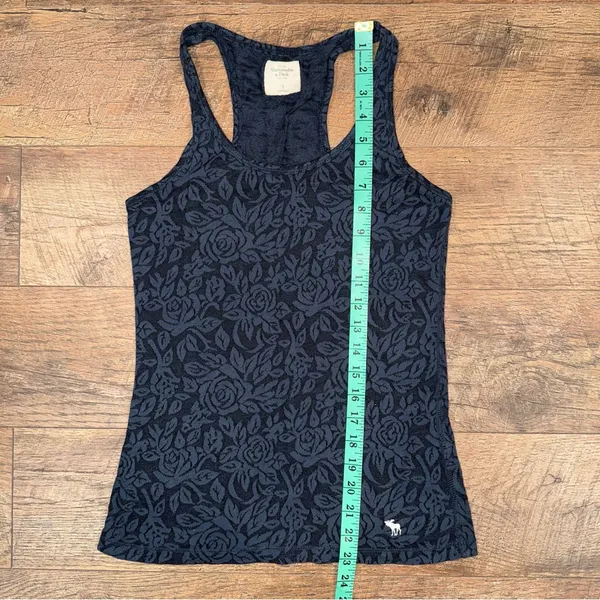 Abercrombie & Fitch Racerback Floral Print Tank Too - Image 8