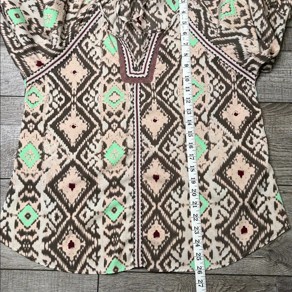 BKE Aztec Print Blouse - Image 8