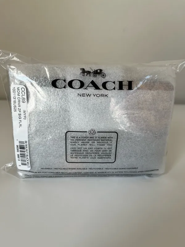 Coach Wallet - Image 10