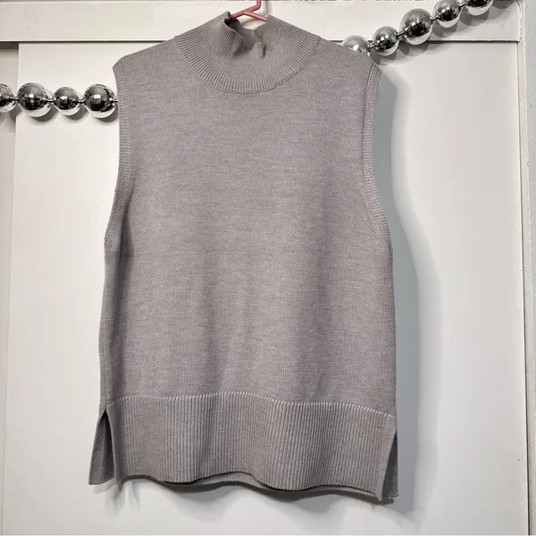 Aritzia Babaton Successor Merino Wool Sleeveless Turtleneck Sweater Top - Image 5
