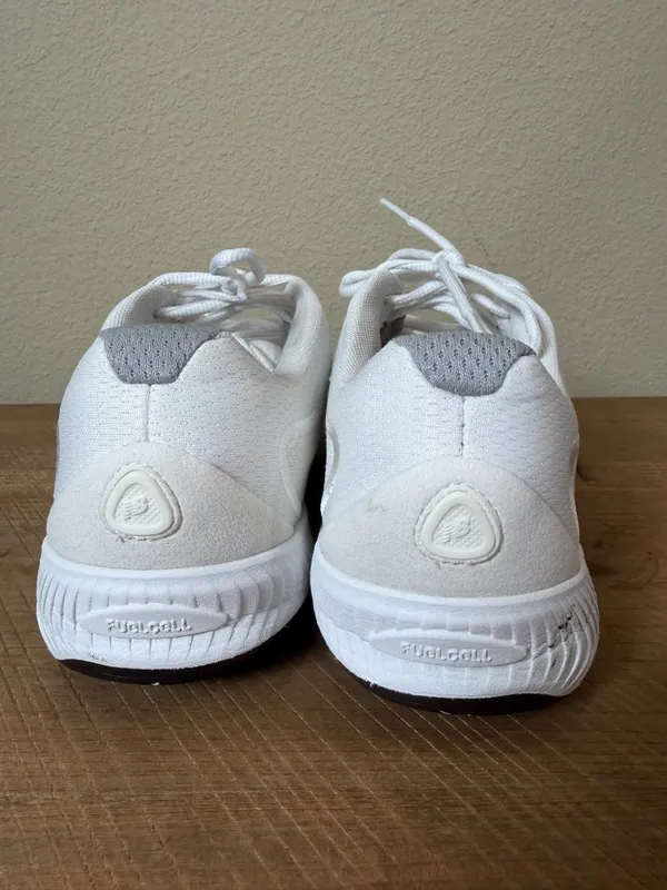 New Balance Women's FuelCell 996v6 court shoes in white & black Size 8 - Image 6