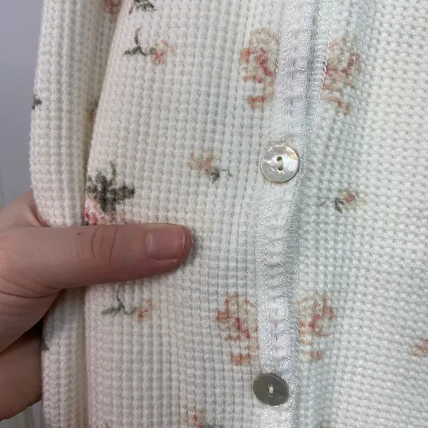 Vintage Victoria's Secret gold label cream floral waffle knit cotton button vest - Image 6