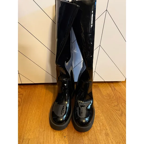 Aerosoles Women 9 Slalom Pull on Round Toe Black Faux Patent Leather Boot Boots - Image 10