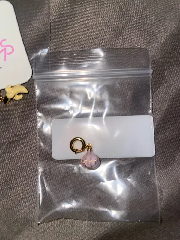 Little words project charms Gold - Image 4