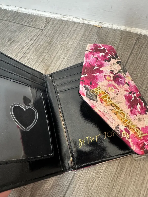 Betsey Johnson Floral Wallet Pink Girly Wallet - Image 3