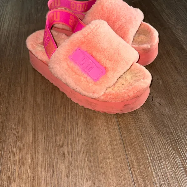 UGG Coral Pink Fuzzy Platform Slide Sandals - Image 2
