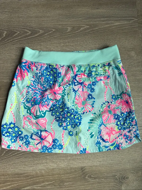 Lilly Pulitzer Luxletic Run Around Skort Small - Image 3