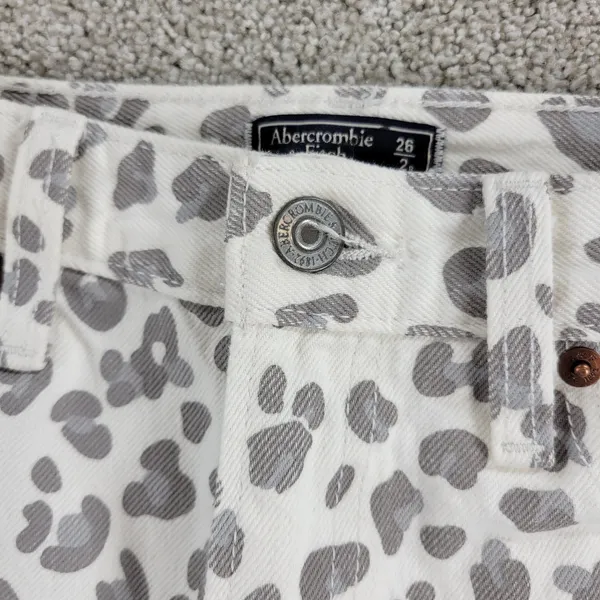 Abercrombie & Fitch Womens Mom Jeans 2 White Gray Leopard Raw Hem Slim Fit Denim - Image 10