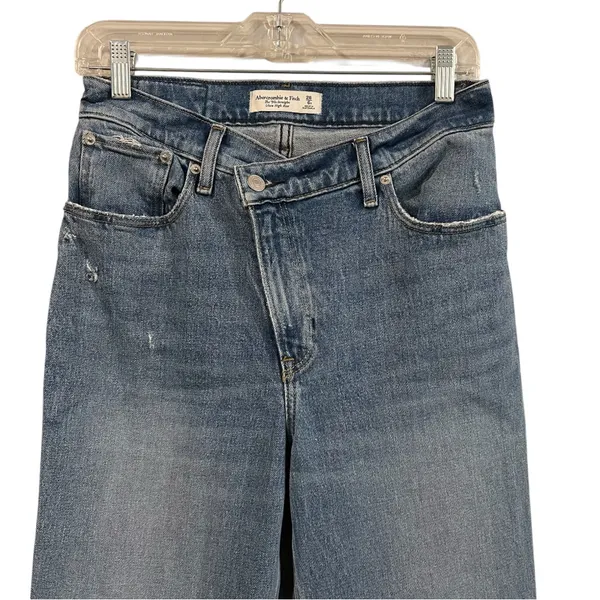 Abercrombie & Fitch The 90’s Straight Ultra High Rise Criss Cross Jeans 28/6R - Image 2