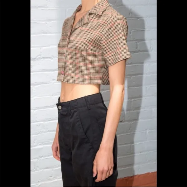John Galt Brown by Brandy Melville Red Plaid Collared Crop Top Medium - Image 2