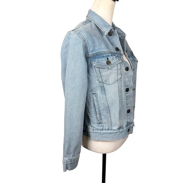 Reformation Jeans Jacket Women XS Blue Tahoe Light Wash Denim Button Front - Image 2