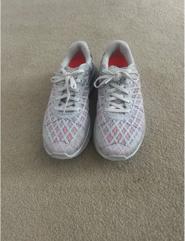 Under Armour Flow Velocity Running Shoes Women’s 7 - Image 2