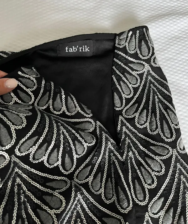 fab'rik skirt - Image 4
