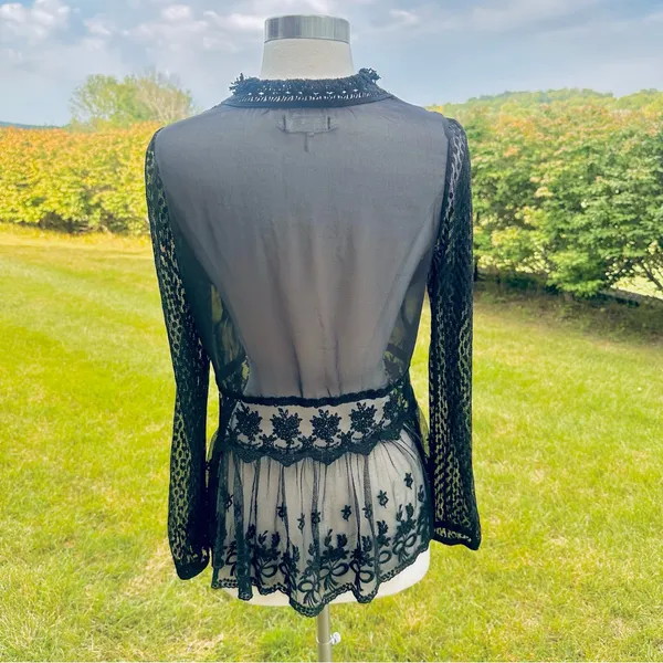 A’reve black lace sheer top Size M - Image 7