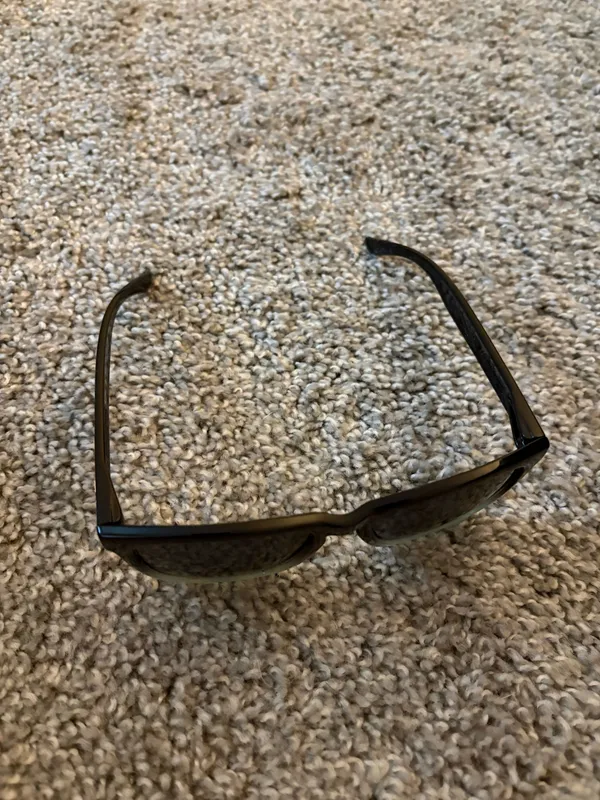 Knockaround Women’s Sunglasses Black - Image 4