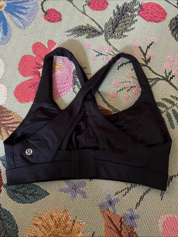 Lululemon Black Crisscross Back Sports Bra - Image 2