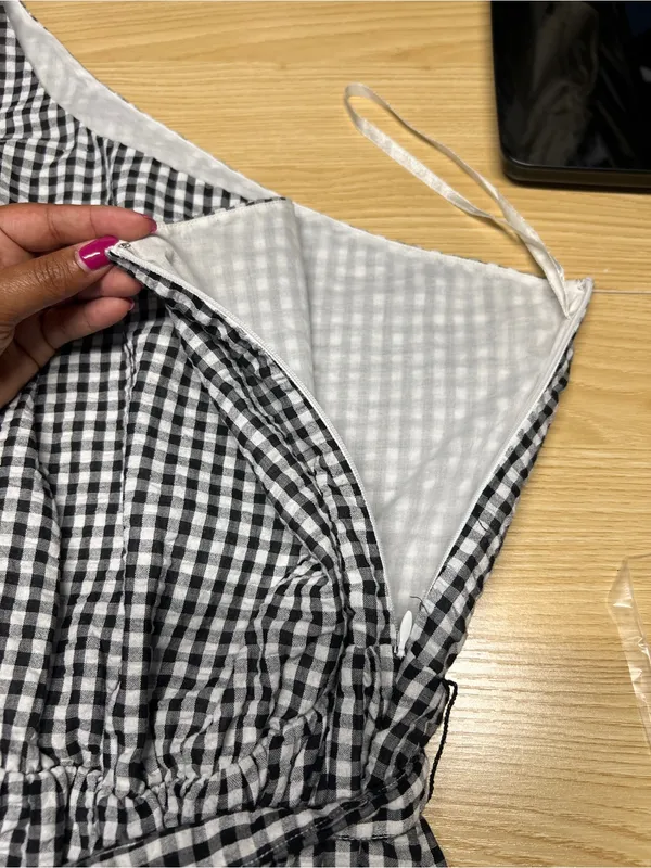 Vineyard Vines Black & White Gingham One-Shoulder Dress - Image 11