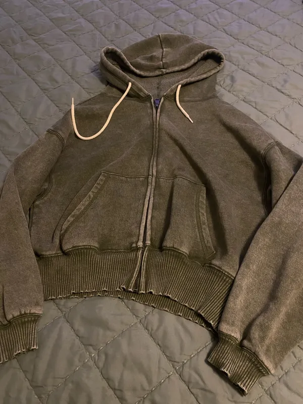 Green Zip - Image 2