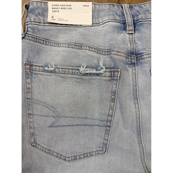 American Eagle Super High-Rise Baggy Wide Leg Ankle Jean Light Wash Distressed 6 - Image 9