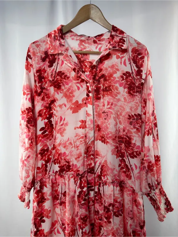 Udel New York Floral Long Sleeve Tiered‎ Maxi Shirt Dress in White Red - Image 2