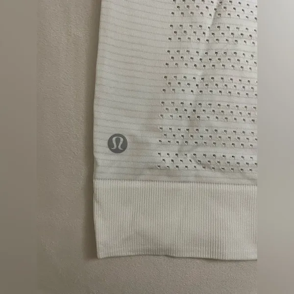 Lululemon Swiftly Breathe Long Sleeve Squad Top Shirt White Silverescent - Image 6
