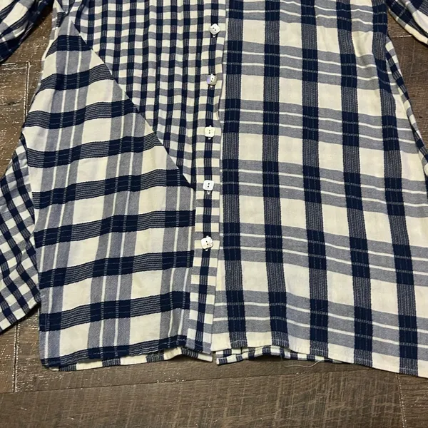 Soft Surroundings Navy Blue Mixed Plaid Asymmetrical Button Front Tunic Large - Image 3