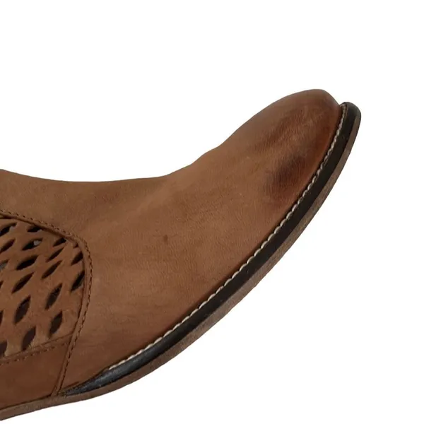EUC Seychelles Leather Ankle Boots - Image 5
