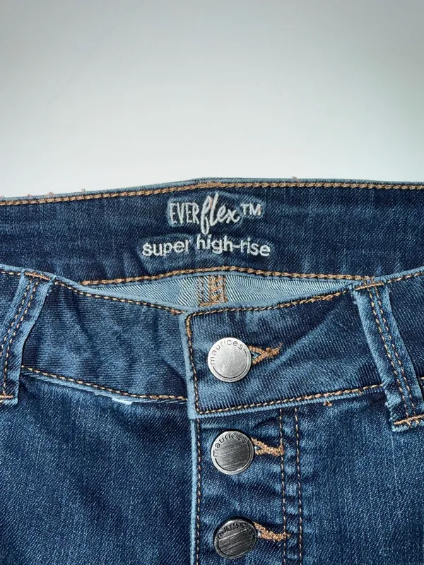 Maurices Everflex Super Skinny High Rise Jeans Dark Wash Button Fly - Image 11