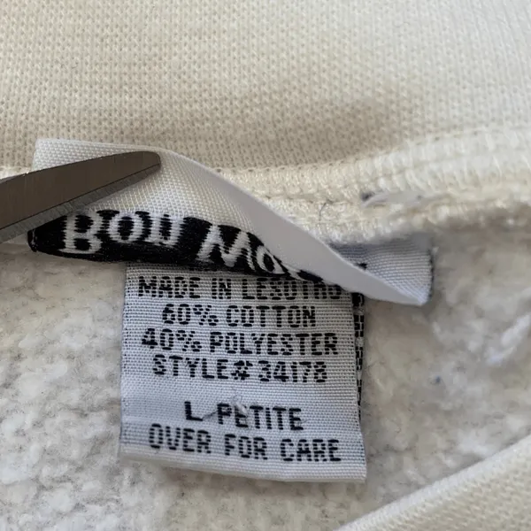 Vintage Cream Embroidered Lighthouse Sweatshirt Large Petite LP Cozy‎ Cottage - Image 9