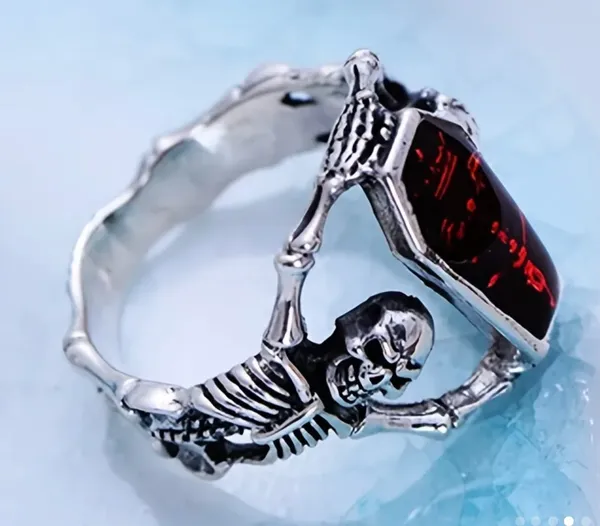 Men’s Stainless Steel Retro Bat Skull Design Ring Size 9 - Image 3
